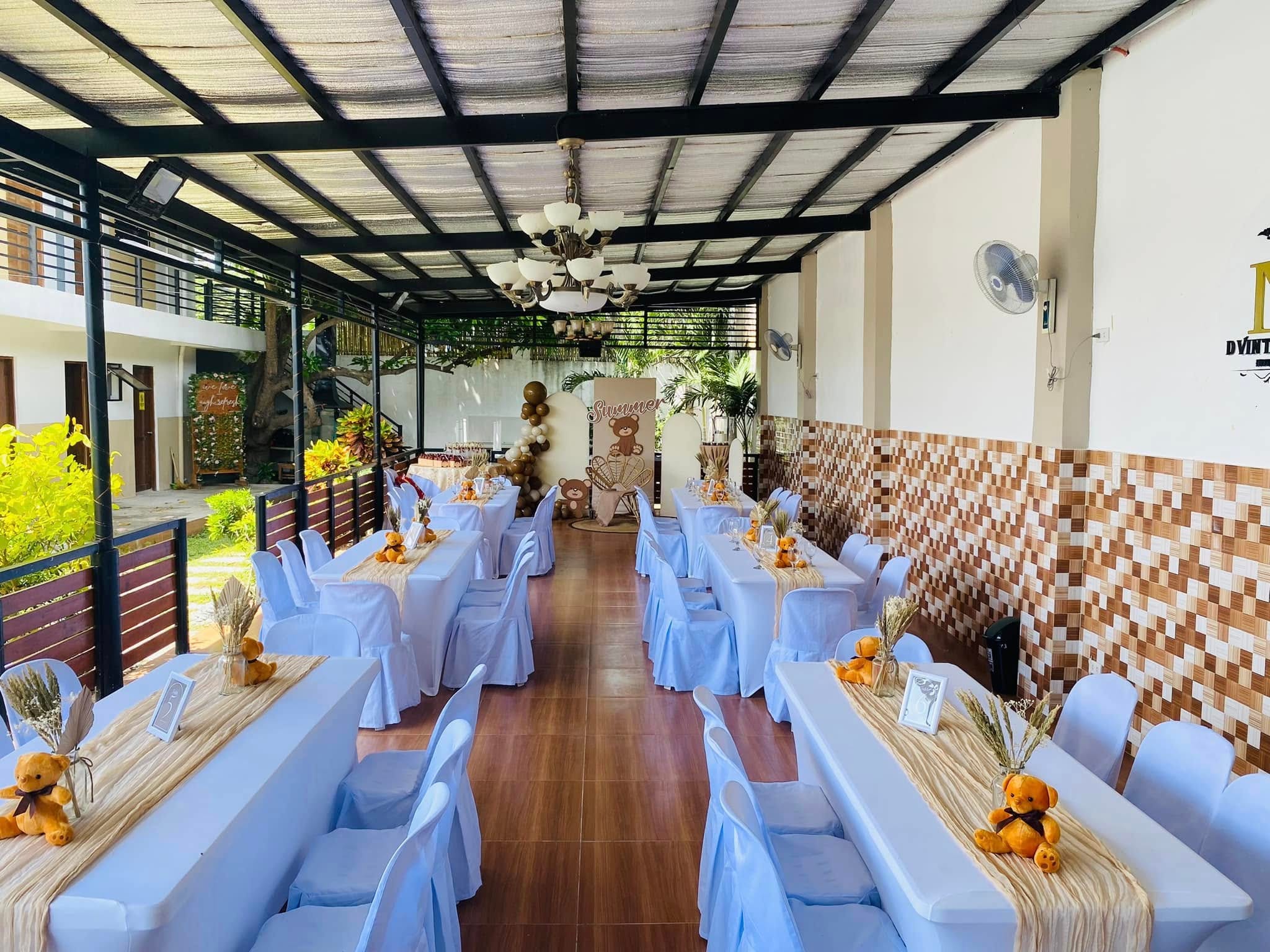 Buffet catering by The Feastful Events